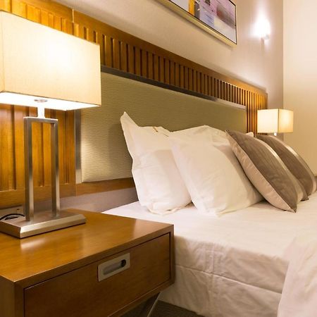 Ayam Lilian Aparthotelブライダ エクステリア 写真
